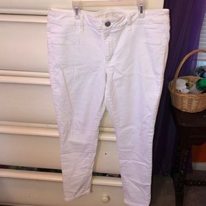AE White Super Stretch Jeggings